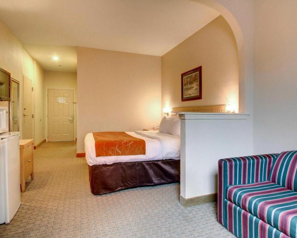 Baymont By Wyndham Laurel Hotel Eksteriør billede