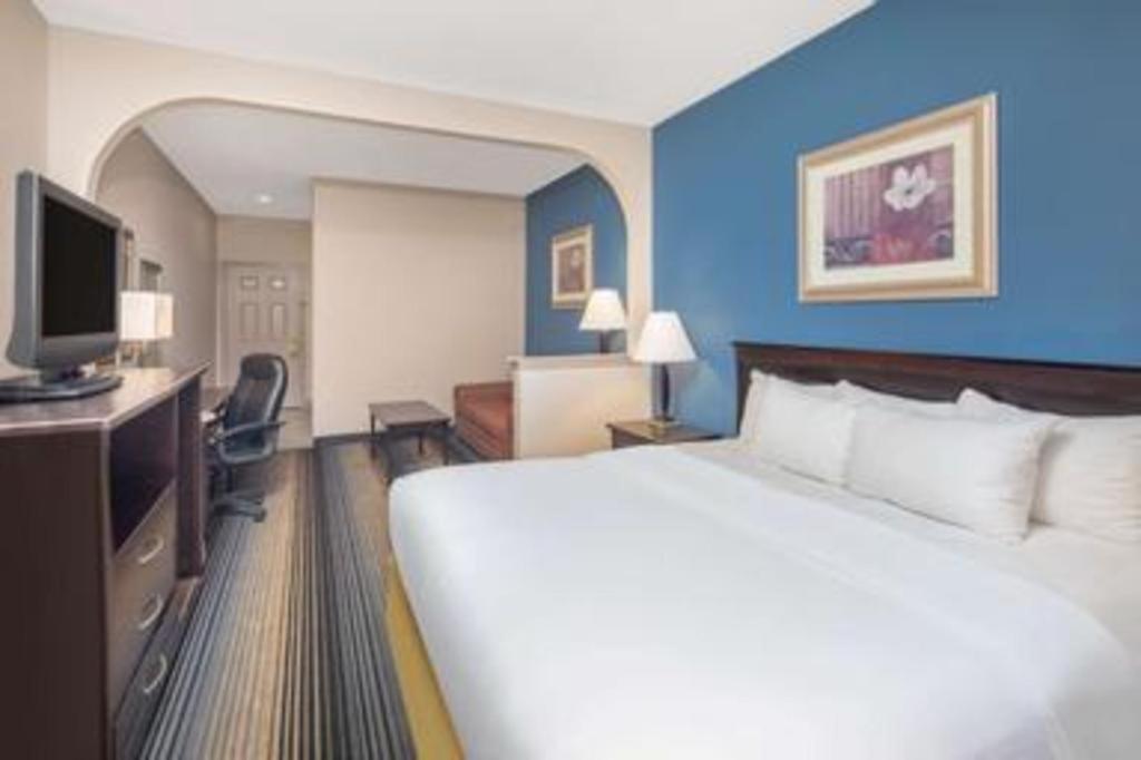 Baymont By Wyndham Laurel Hotel Eksteriør billede