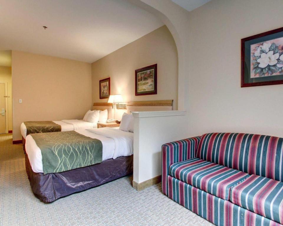 Baymont By Wyndham Laurel Hotel Eksteriør billede