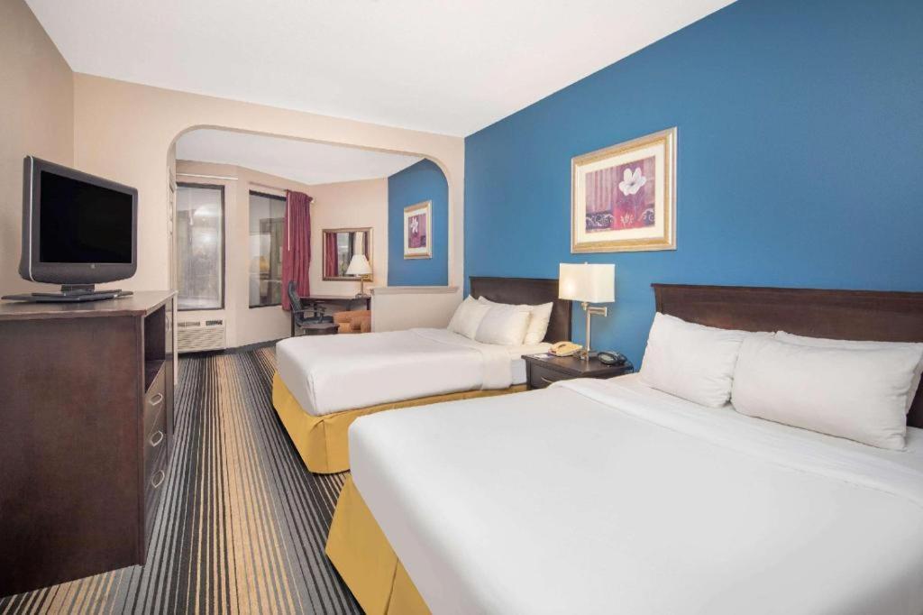 Baymont By Wyndham Laurel Hotel Eksteriør billede